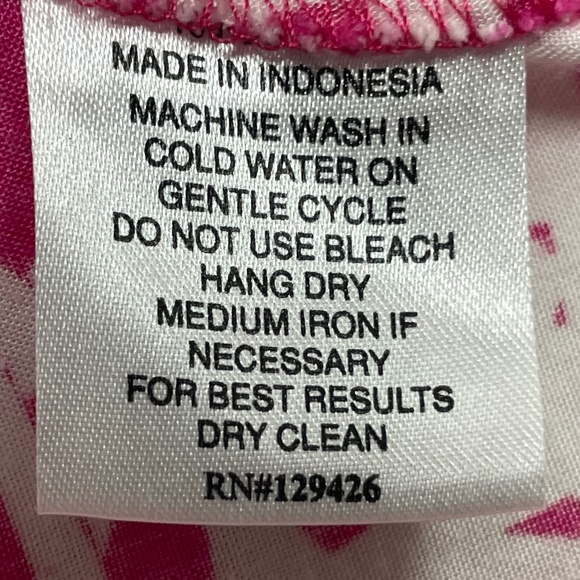 Women’s XL Pink/White Escapada brand Top - Picture 8 of 10